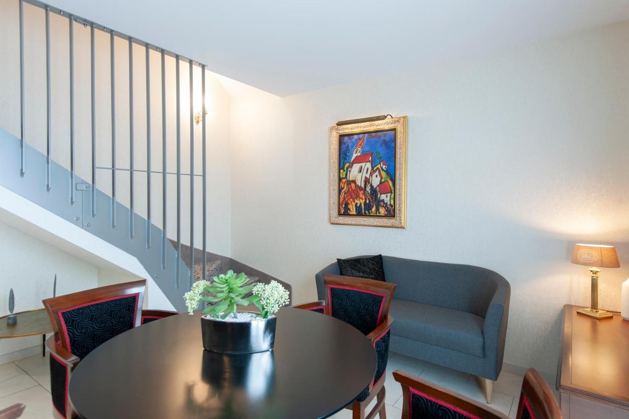 Advastay By King's 4* München